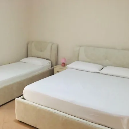 Daire Kompleksi Diell Apartament Golem (Tirana)
