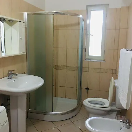Kompleksi Diell Apartament * Golem (Tirana)